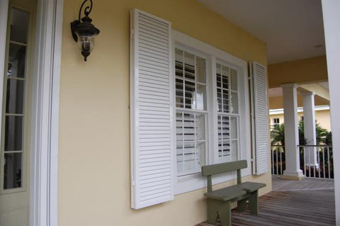 Colonial Shutter 